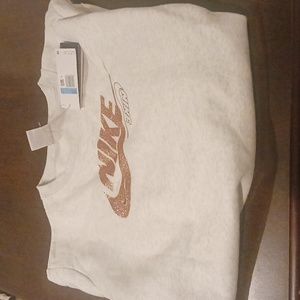 Women's Nike sweatshirt